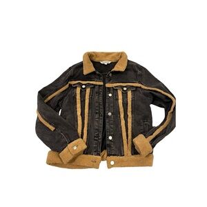 Teen/Women’s Jacket/Coat: Davi & Dani Small